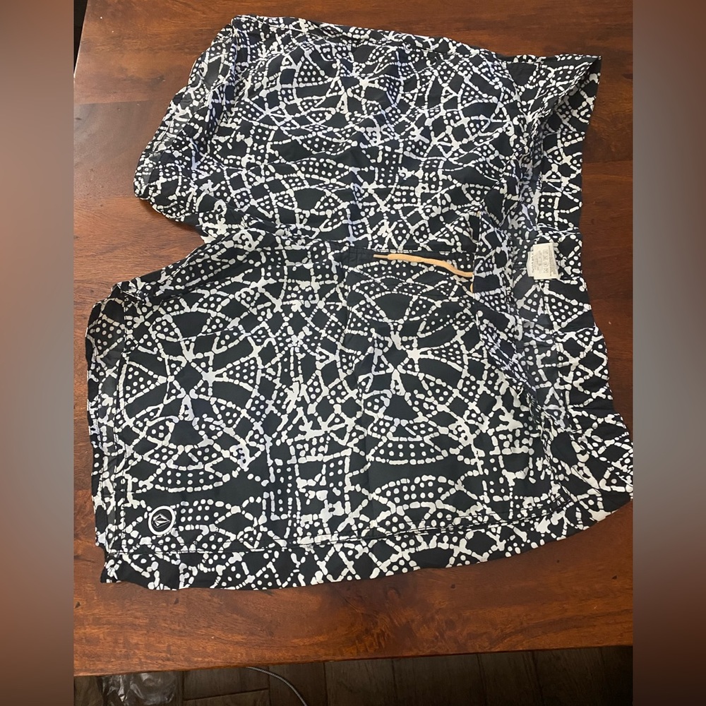 Men's Board Shorts / Swim Trunks  Geometric Print 6" Inseam  XL